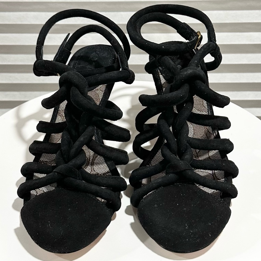 🌸COACH🌸 Black Suede Strappy Sandal Size: 5 - Picture 6 of 11